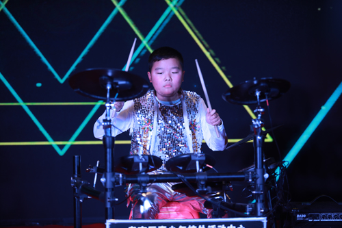 大禹漢光2018年“同心同行，共創(chuàng)未來(lái)”主題年會(huì)圓滿成功